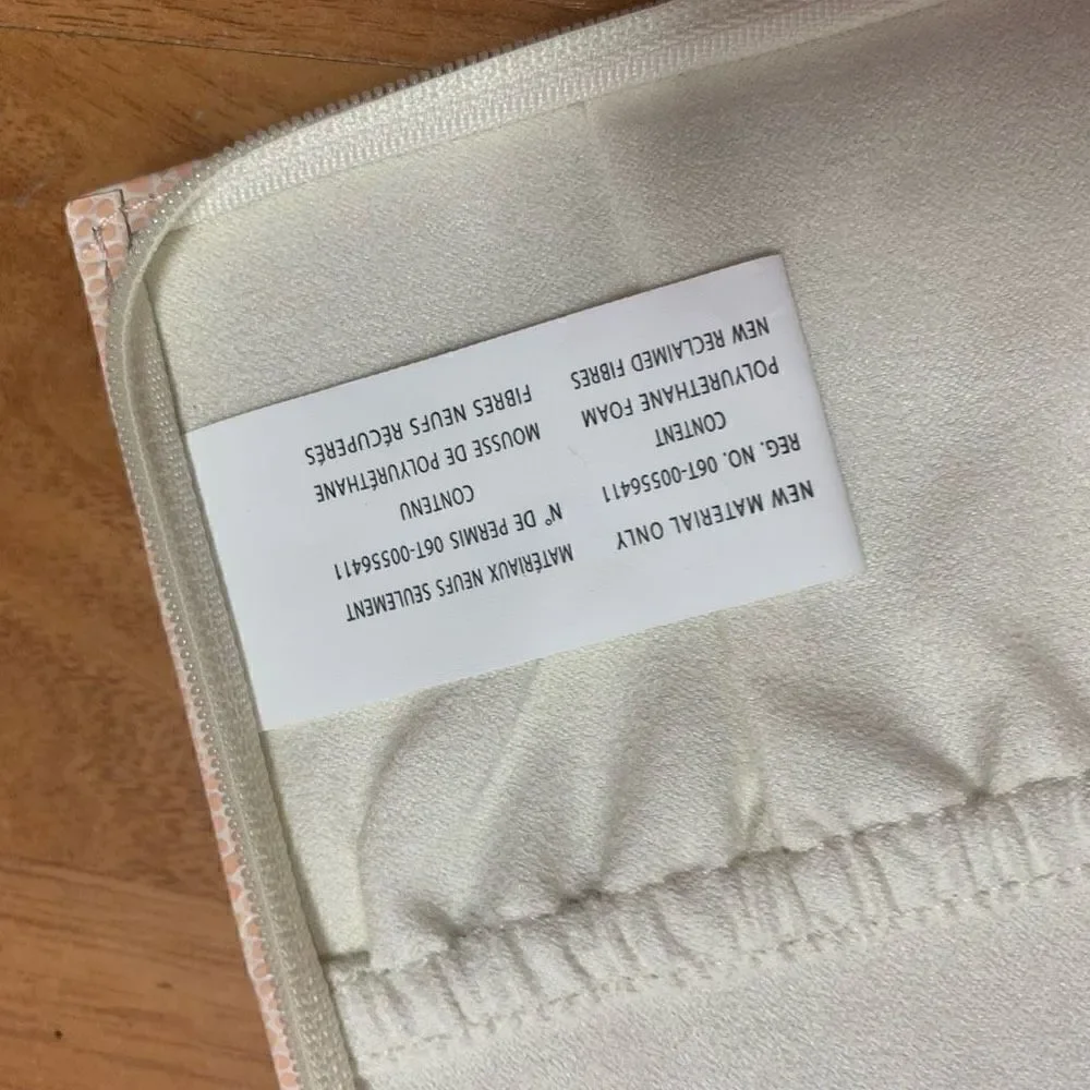 Pottery Barn Wolf Ladies Light Pink Fold-Over Closure Jewelry Portfolio